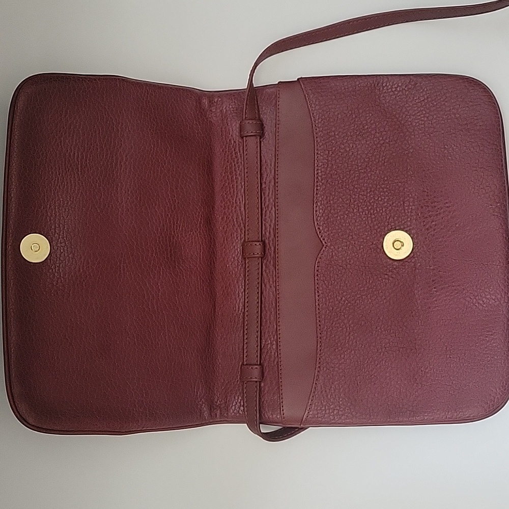 🌟Host Pick🌟Cartier Bordeaux Shoulder/Crossbody Bag - Picture 9 of 10
